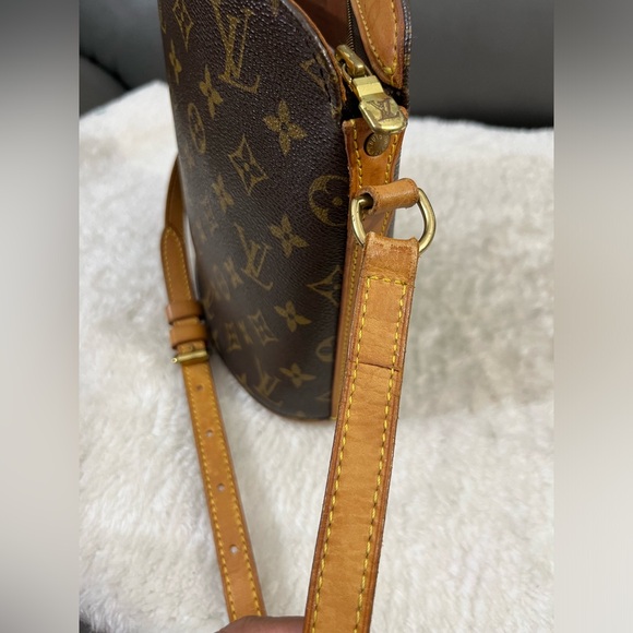 ‼️sold‼️Louis Vuitton Drouot Crossbody - Picture 8 of 11